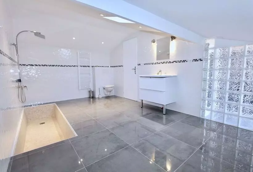 Cannes Luxury Residence Rentals