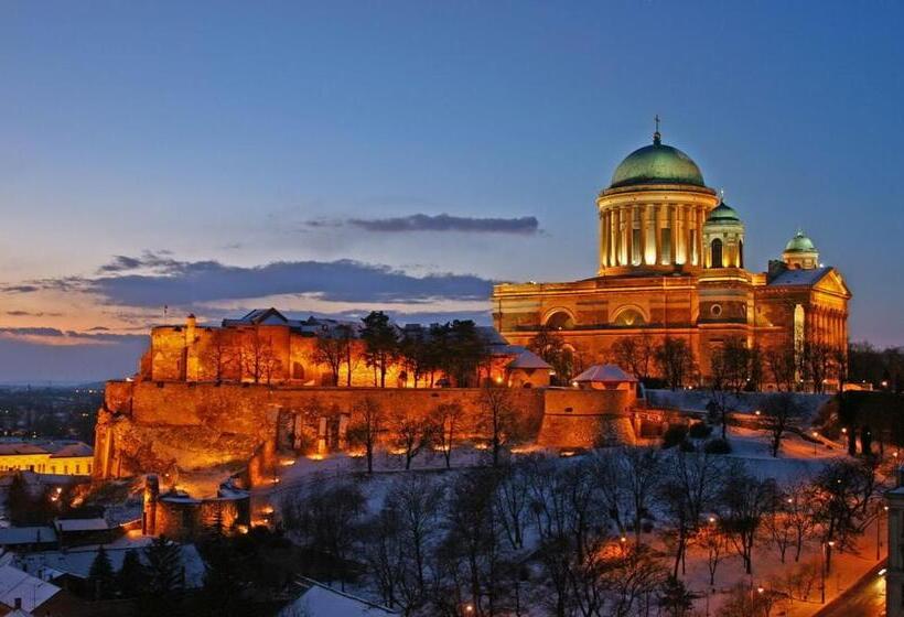 Пансион Amadeus Vendégház