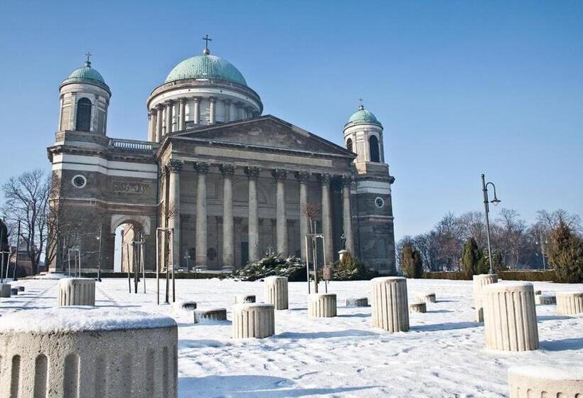 Пансион Amadeus Vendégház