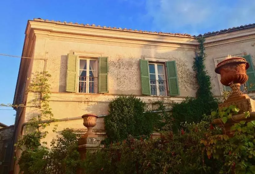 Majatalo La Corte Di Alice