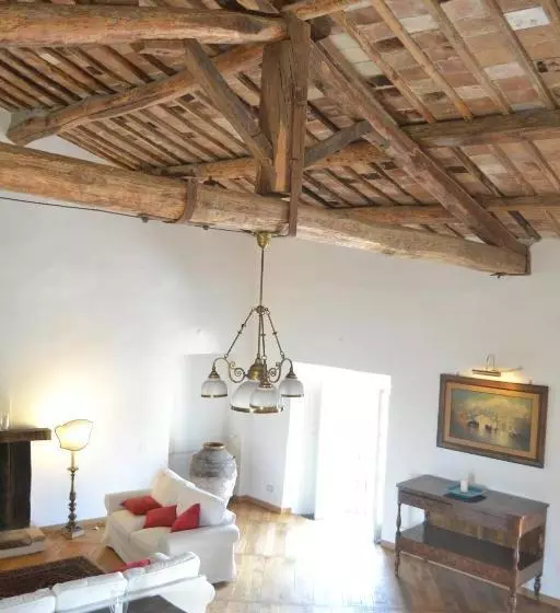 Majatalo La Corte Di Alice