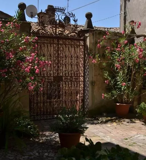 Majatalo La Corte Di Alice