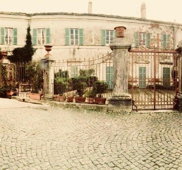 بنسيون La Corte Di Alice