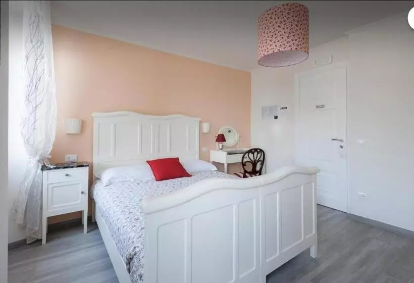 ペンション La Linea D'acqua