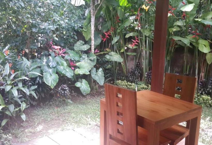 Пансион Villa Wedang