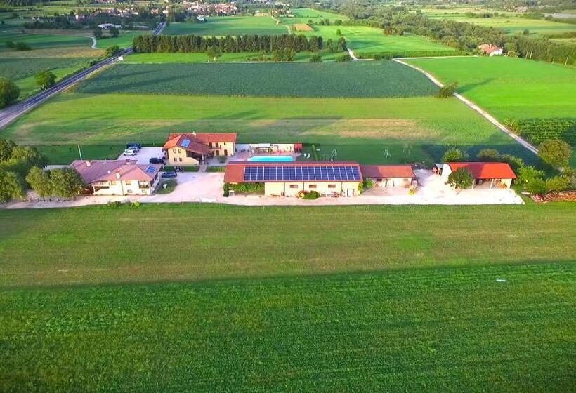 Otel Agriturismo E Alloggi Luis Gianni