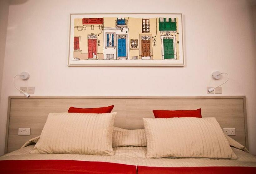 پانسیون Apartment 81