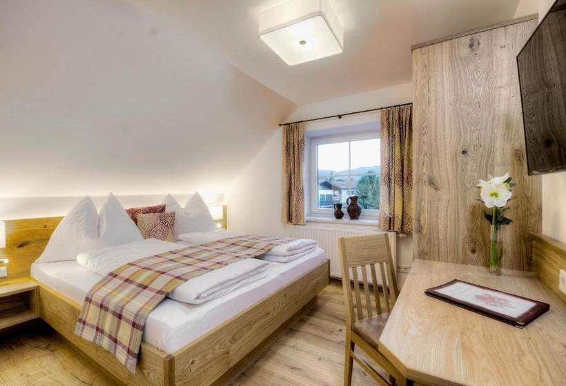 ユースホステル Gasthaus Brandlwirt