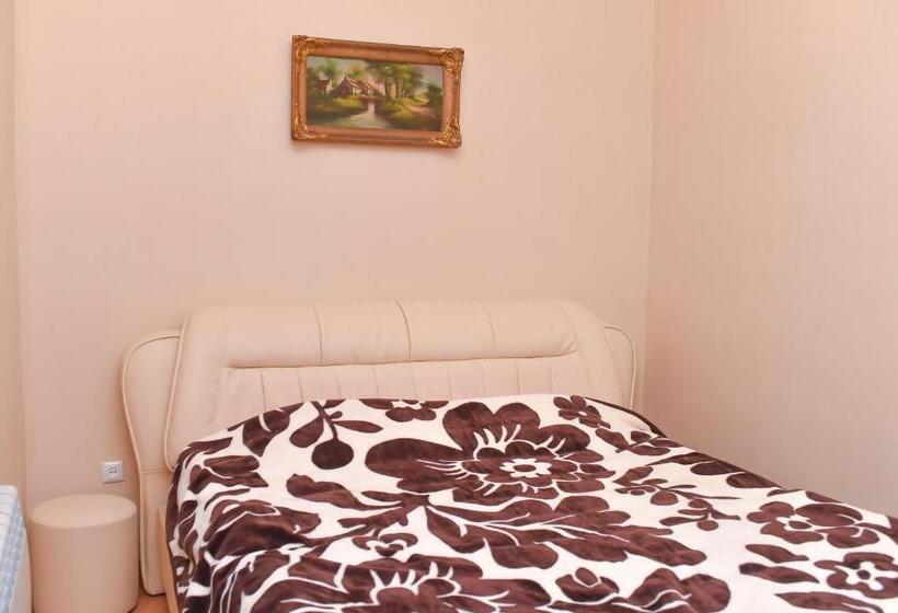 پانسیون Sofia