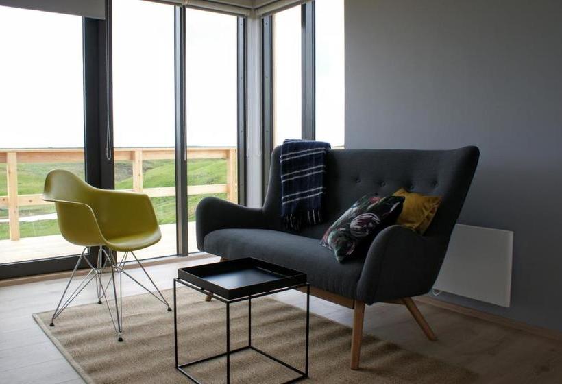 پانسیون Fagrabrekka Guesthouse