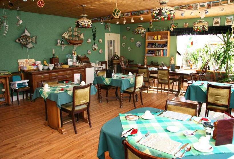 ペンション Greenlawns