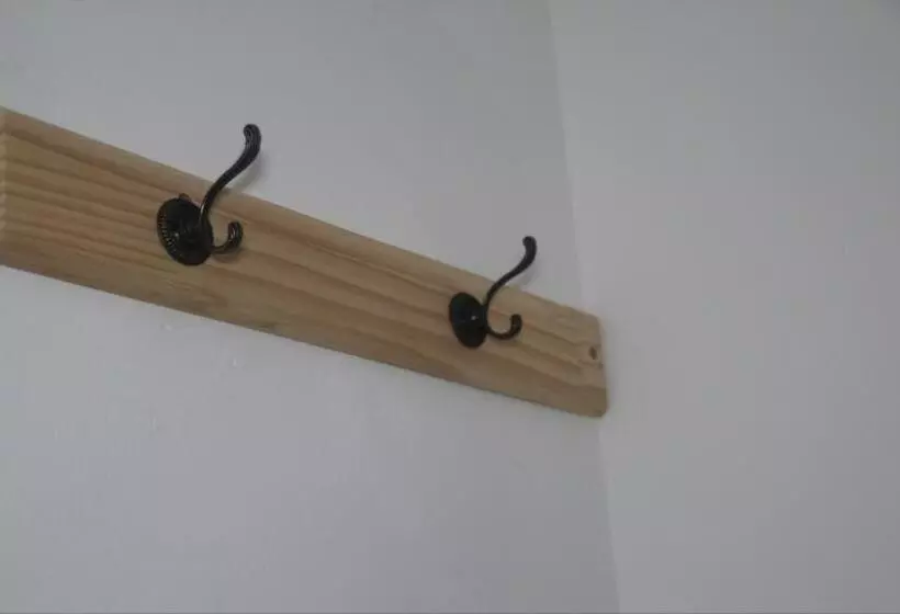 پانسیون All In One Guesthouse