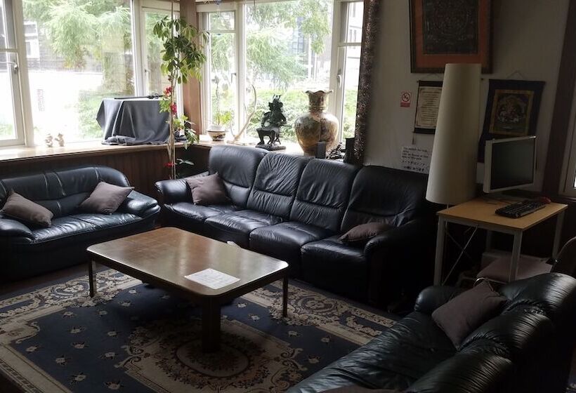 ペンション Australia House