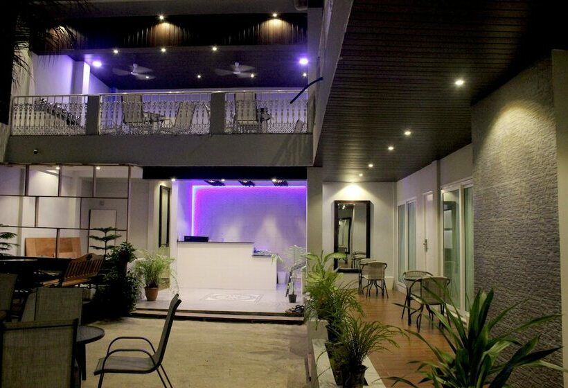 پانسیون Em Beach Maldives