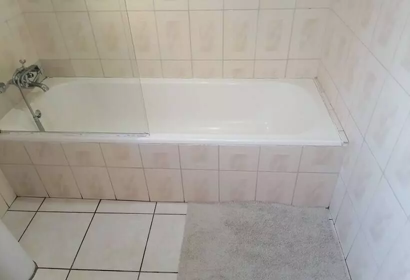 ペンション Isabel S Guesthouse