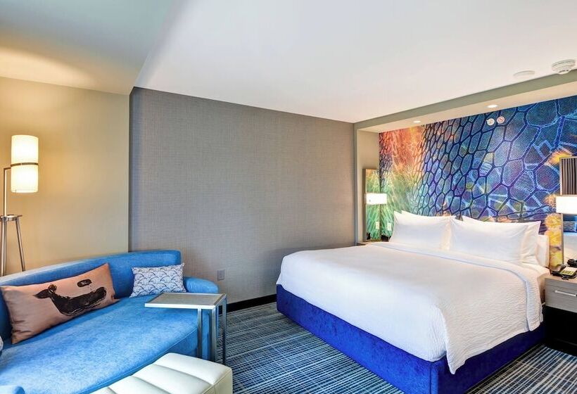 Hotelli Courtyard By Marriott Long Island Islip/courthouse Complex