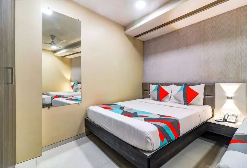 Fabhotel Grand Heritage   Nr Bkc