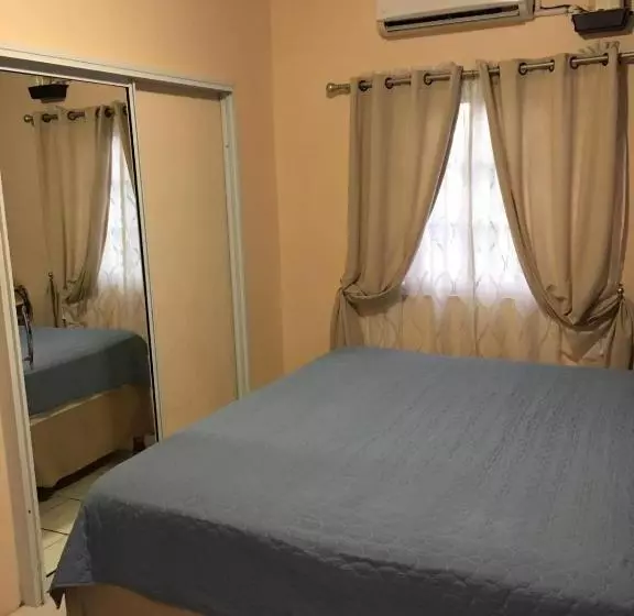 هتل Sunset Inn Apartment