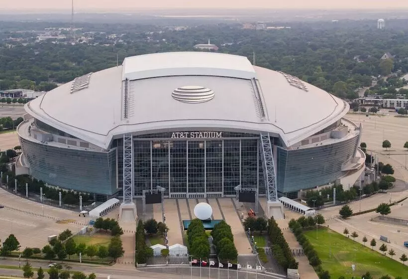 Soka Suites Dallas   Las Colinas