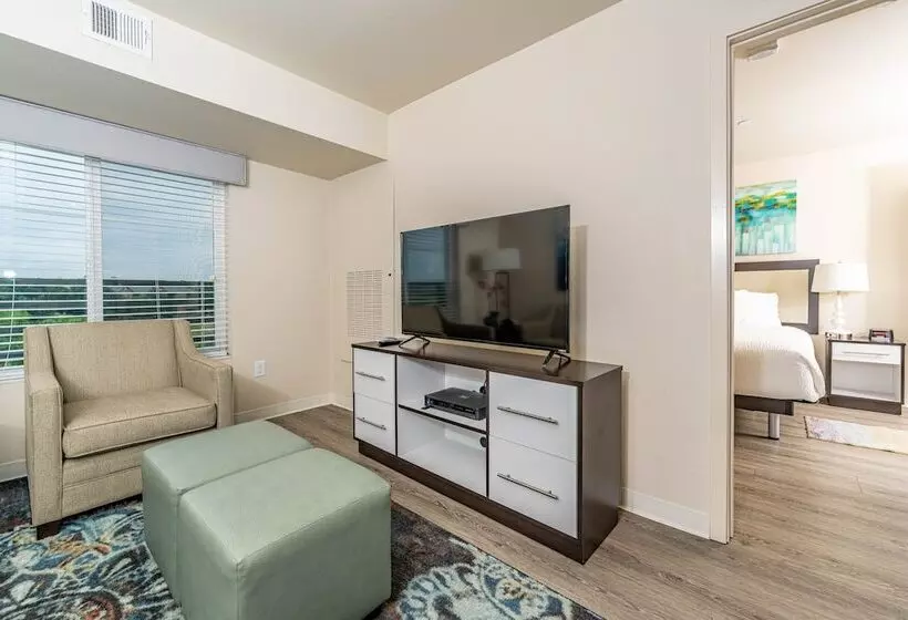 Soka Suites Dallas   Las Colinas