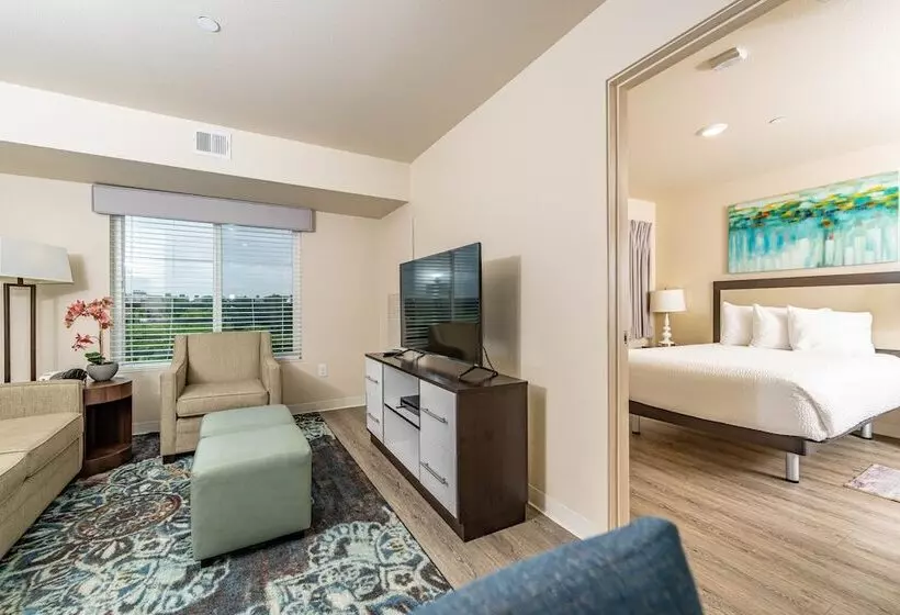 Soka Suites Dallas   Las Colinas