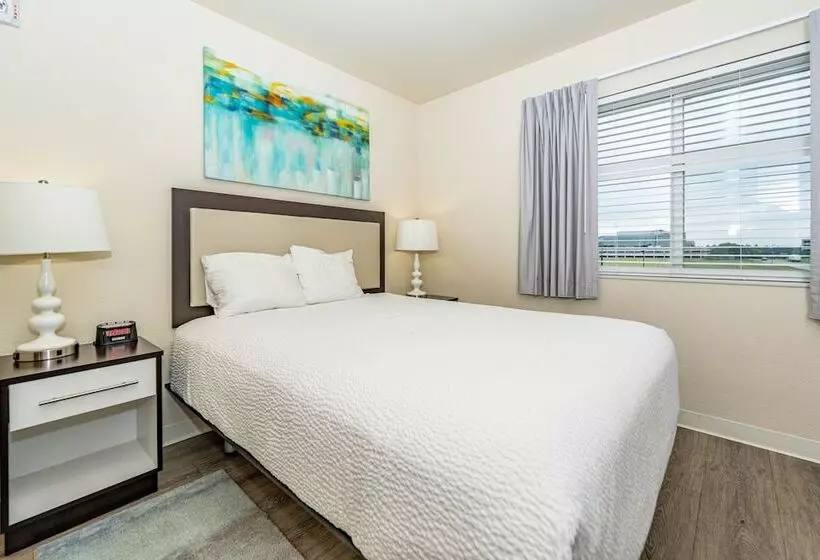 Soka Suites Dallas   Las Colinas