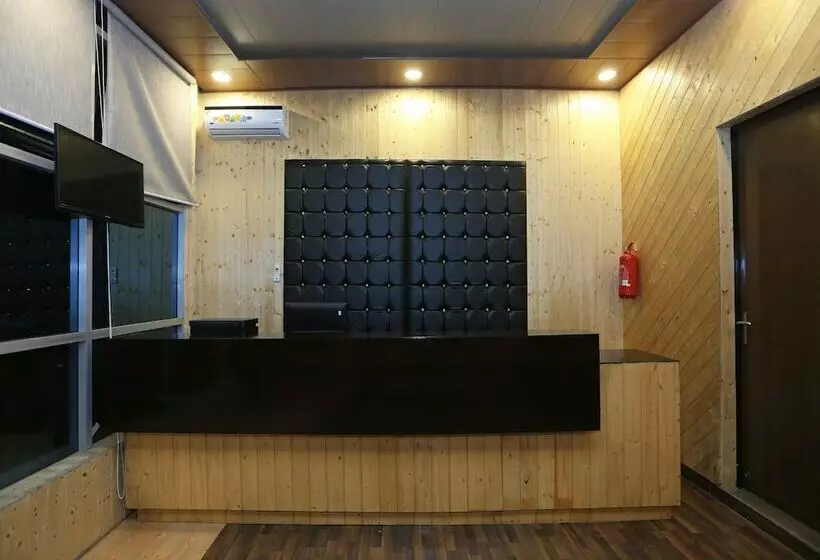 Hotelli Capital O 24794 Aaryavan Resorts