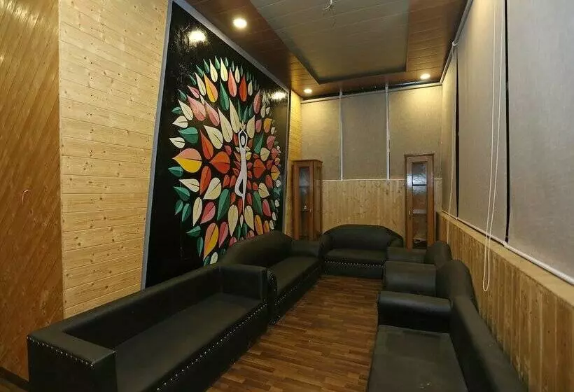 Hotelli Capital O 24794 Aaryavan Resorts