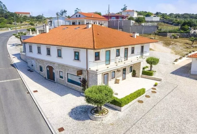 پانسیون Rito Hall Da Serra