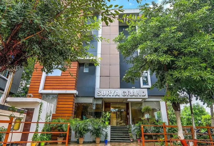 Hôtel Fab Surya
