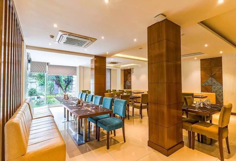 Hôtel Fab Surya