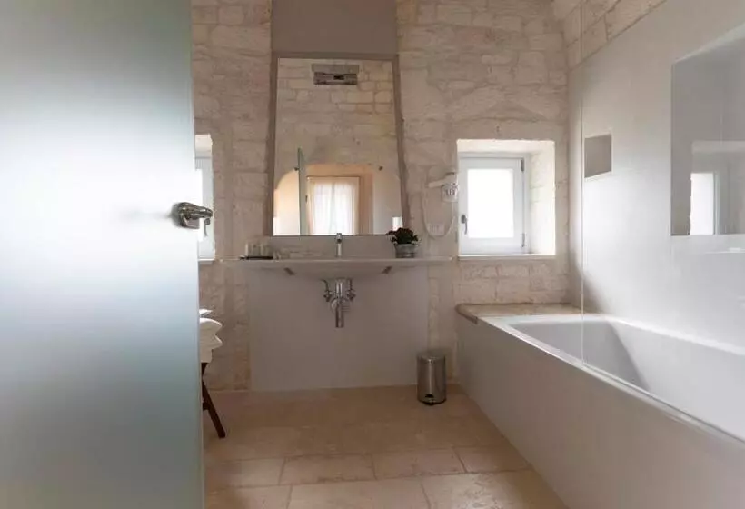 هتل Masseria Grofoleo