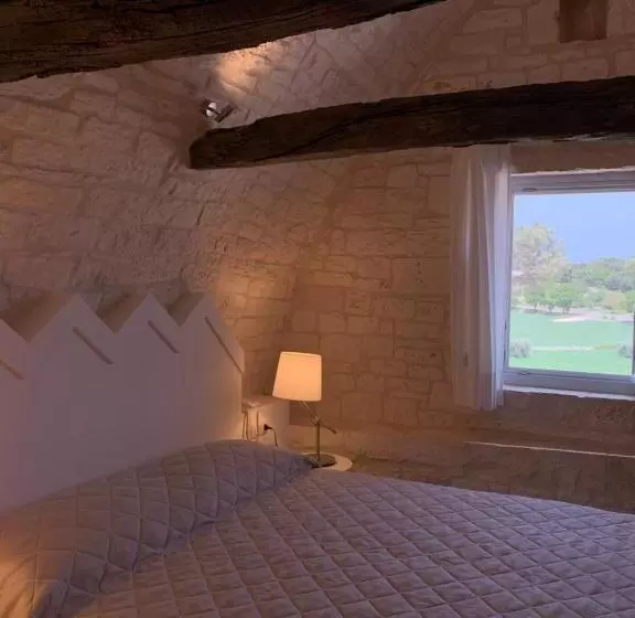 هتل Masseria Grofoleo