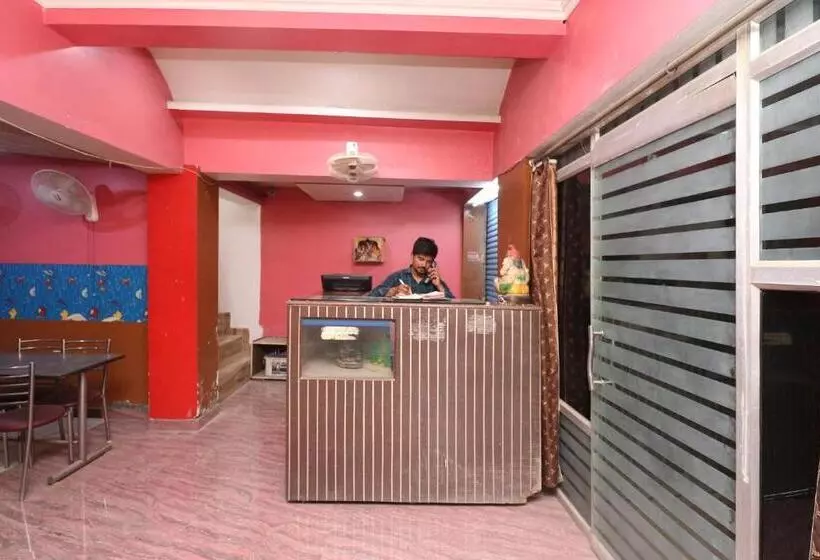 Hotelli Oyo 29570 Swastik Resort