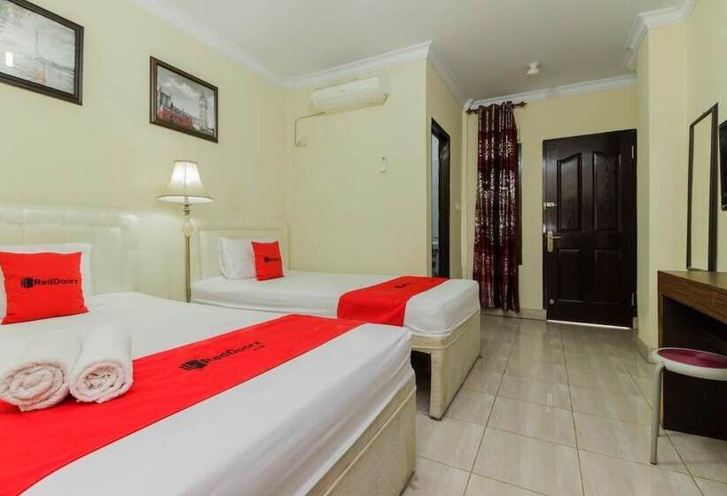 بنسيون Reddoorz @ Malalayang 2 Manado