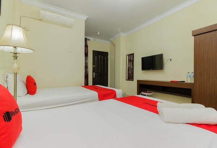 بنسيون Reddoorz @ Malalayang 2 Manado