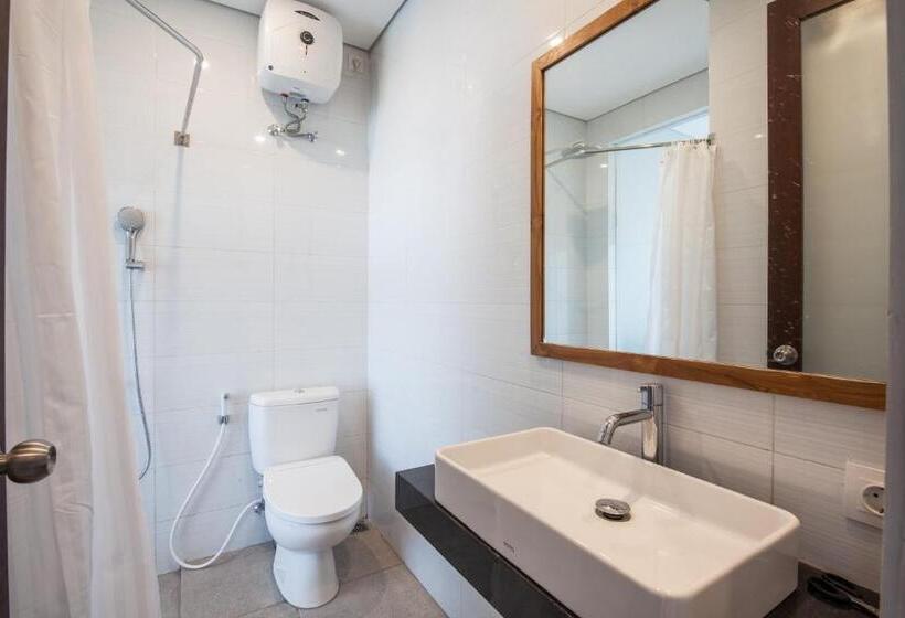 בית מלון כפרי Eclipse Kerobokan