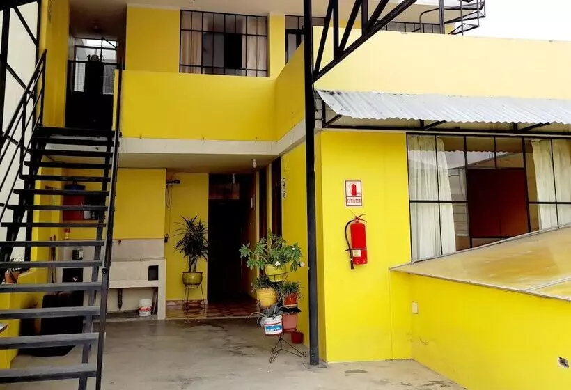 هتل Hospedaje Las Lilas