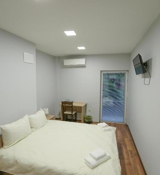 Pension Centralissimo