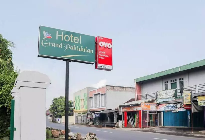 ホテル Oyo 688 Grand Pakidulan