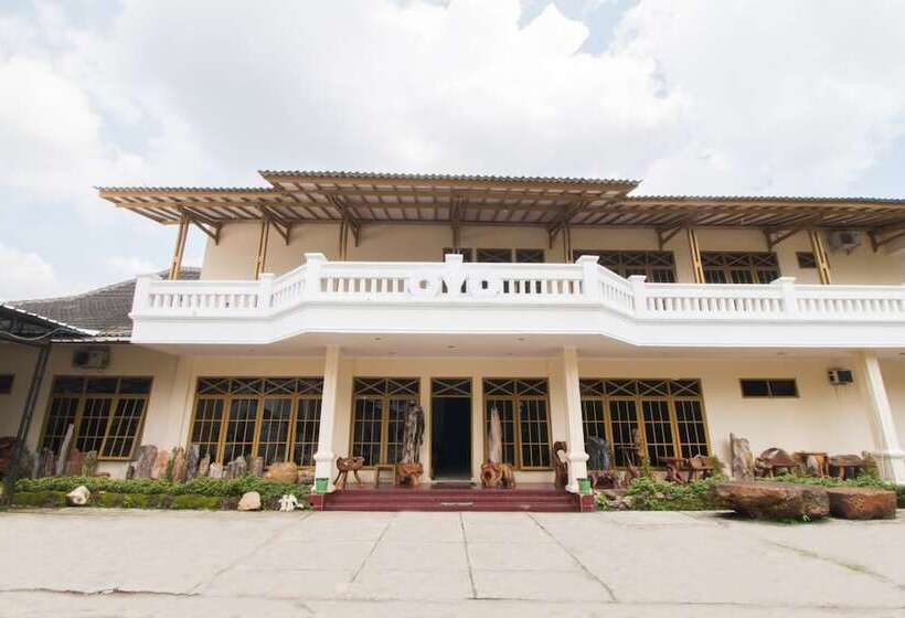 Hotel Oyo 688 Grand Pakidulan