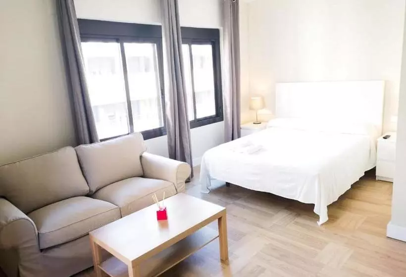 Triana Luxury Suite