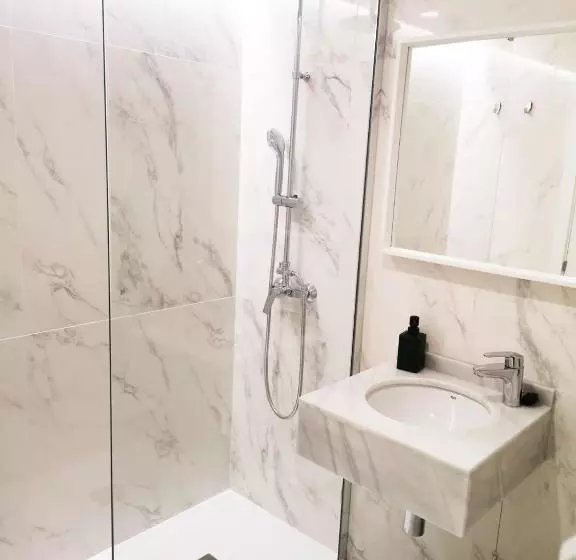 Triana Luxury Suite