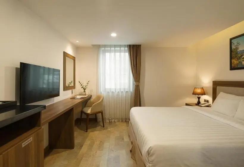 هتل Celine Express   Q Dalat