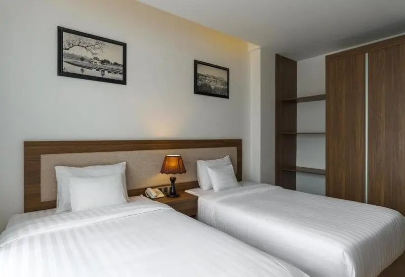 هتل Celine Express   Q Dalat