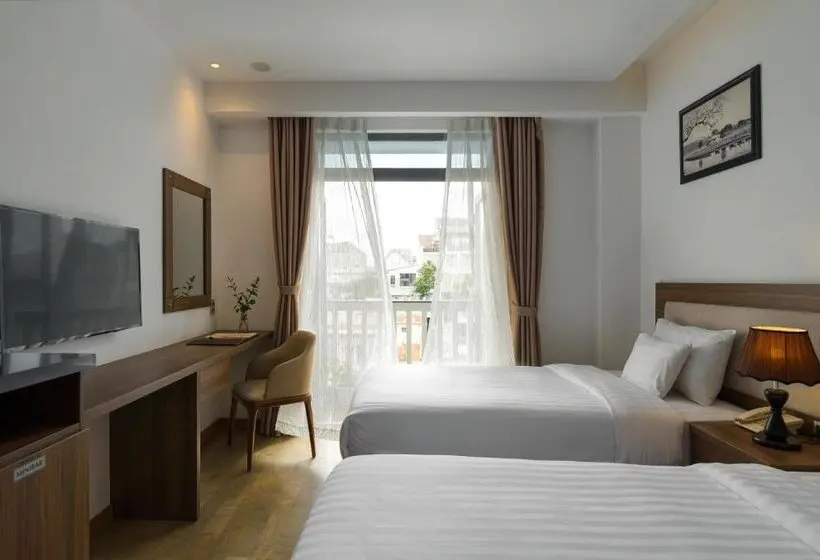 هتل Celine Express   Q Dalat