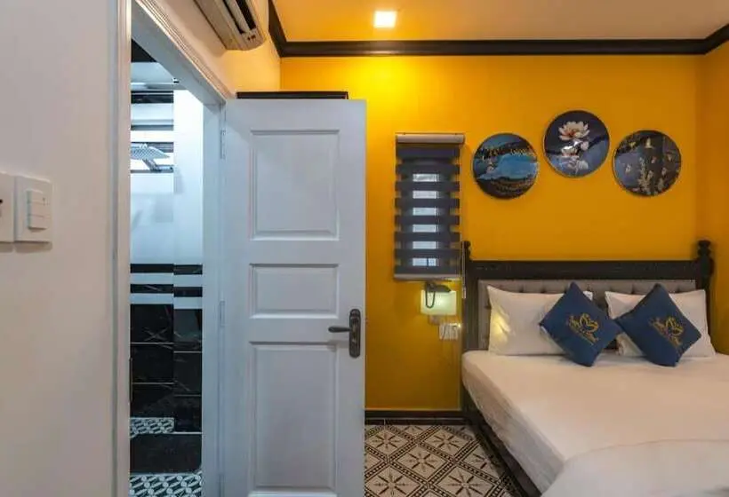 هتل Dancentre Airport Stays Vyvy