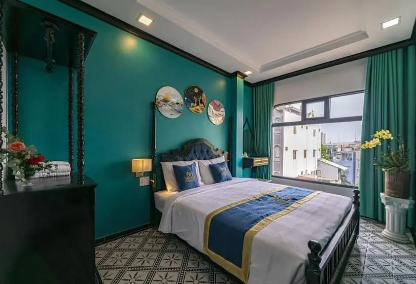 هتل Dancentre Airport Stays Vyvy