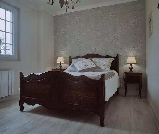 Aamiaismajoitus (B&B) A L'ombre Des Pommiers