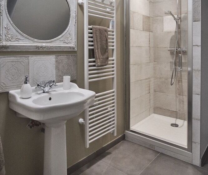 住宿加早餐  A L'ombre Des Pommiers